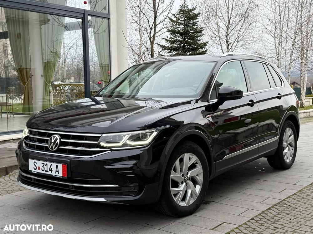 Volkswagen Tiguan - 1