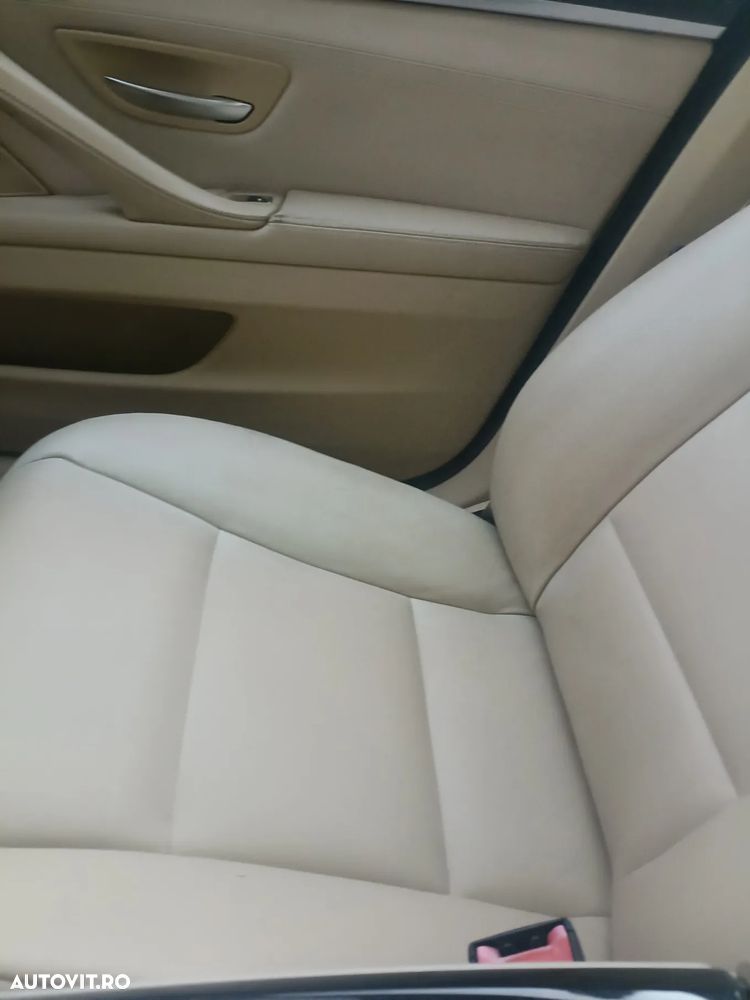 BMW Seria 5 520d Touring Sport-Aut. - 18