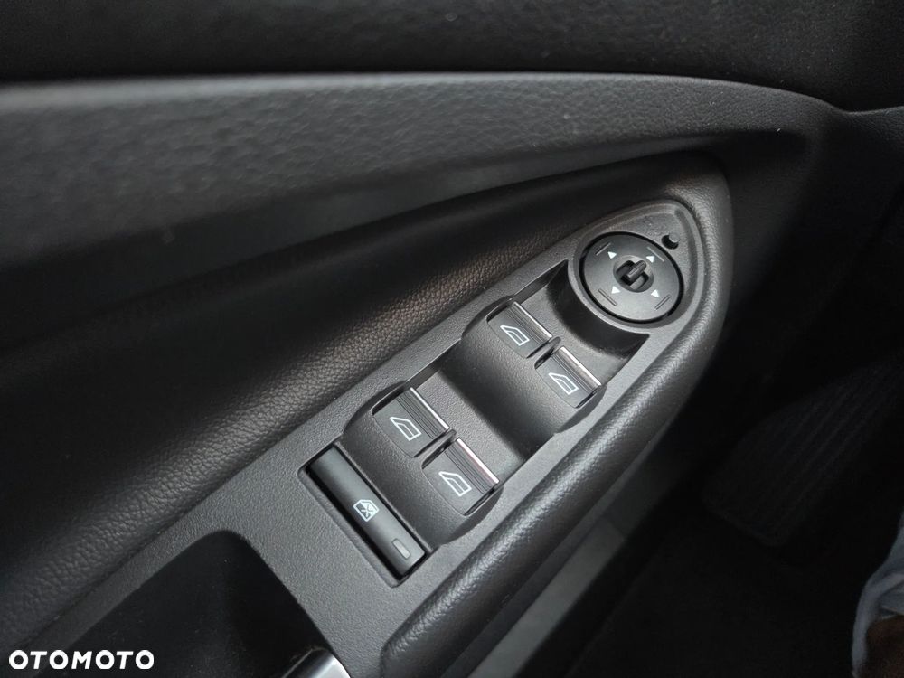 Ford Kuga 1.5 EcoBoost 2x4 Business Edition - 31
