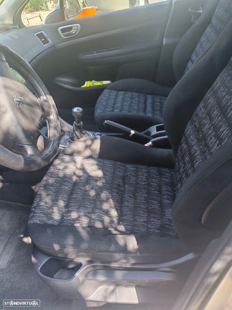 Peugeot 307 1.6 HDi XS Premium - 7