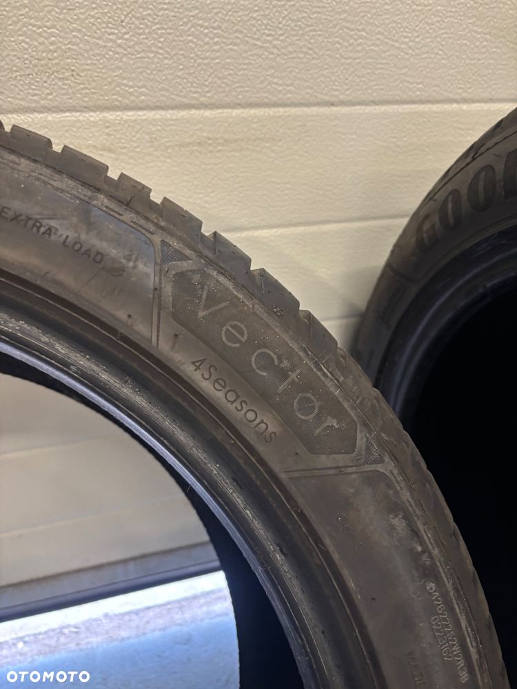 4x Opony Wielosezon 245/45/19 GoodYear Vector 4 Seasons - 3