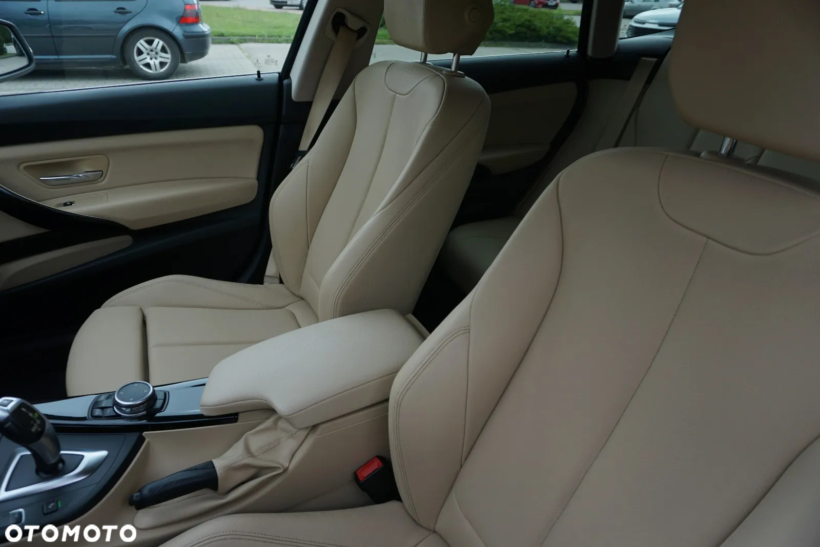 BMW Seria 3 320i Advantage - 12