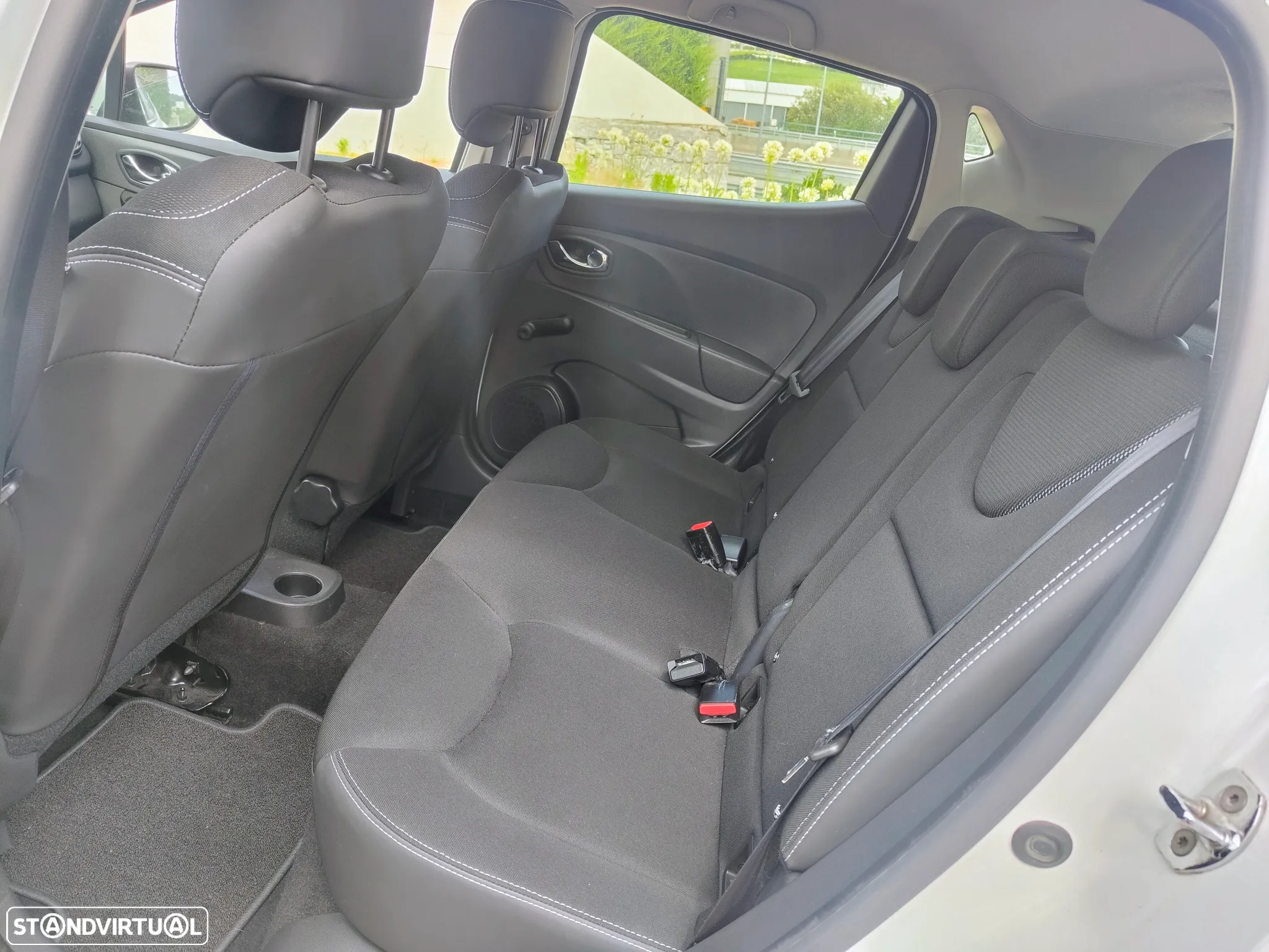 Renault Clio 1.2 16V Dynamique - 9