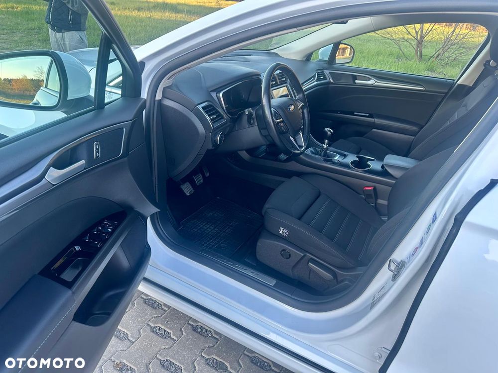 Ford Mondeo 2.0 EcoBlue Titanium - 17