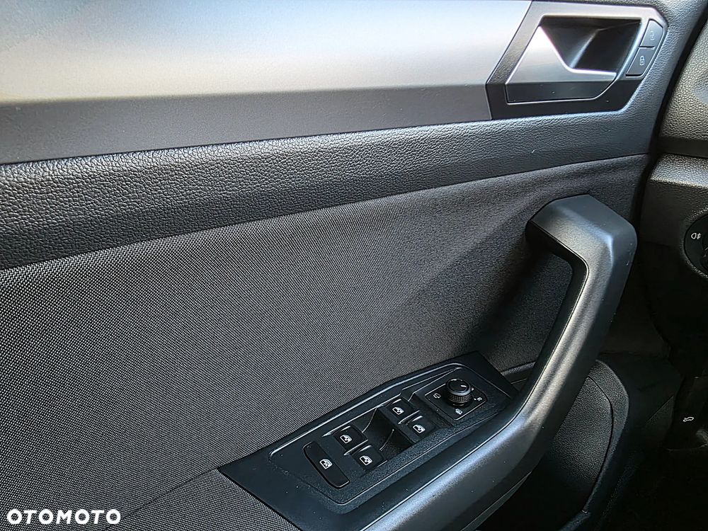 Volkswagen T-Roc 1.0 TSI United - 27