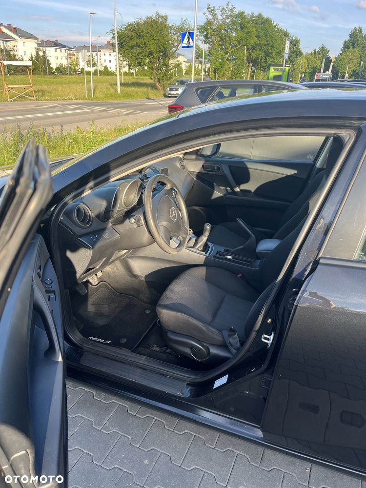 Mazda 3 - 4