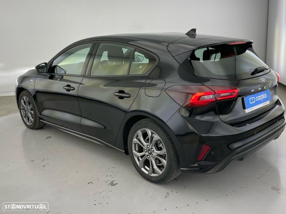 Ford Focus 1.0 EcoBoost MHEV ST-Line - 24