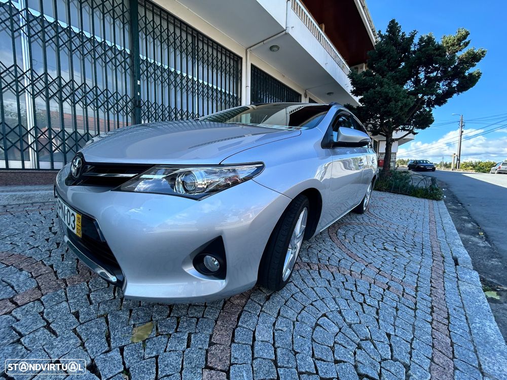 Toyota Auris Touring Sports 1.4 D-4D Com+P.Sport +Navi - 3