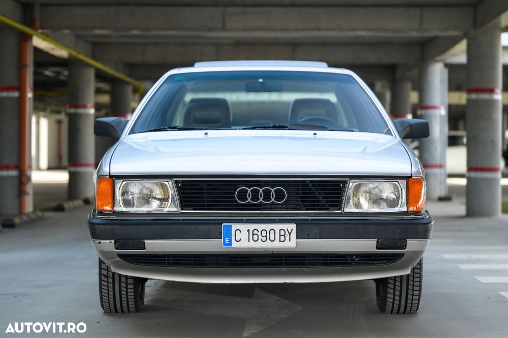 Audi 100 - 1
