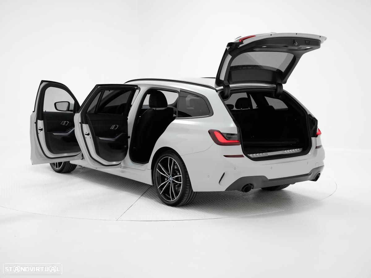 BMW 330 e Touring Pack M Auto - 6