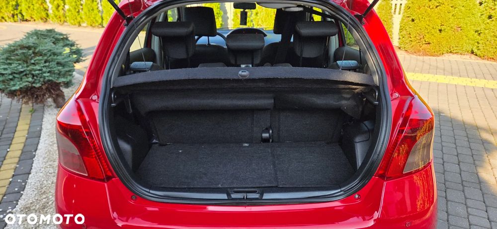 Toyota Yaris 1.3 Luna A/C - 16
