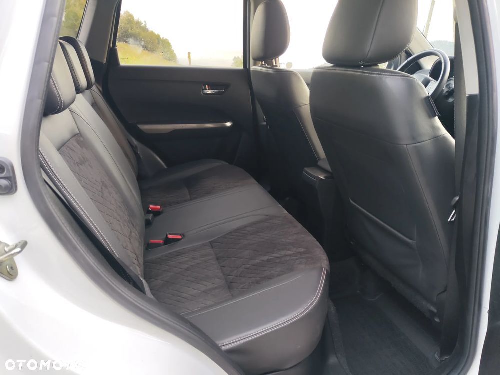 Suzuki Vitara - 16