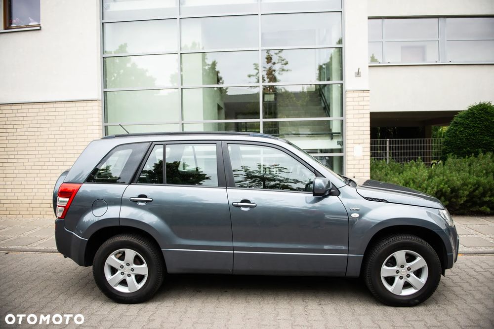 Suzuki Grand Vitara 1.9 DDiS Comfort - 10