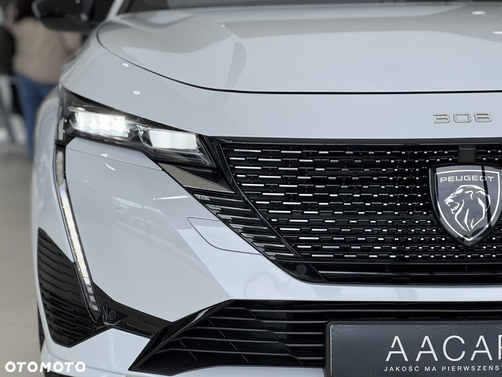 Peugeot 308 - 40