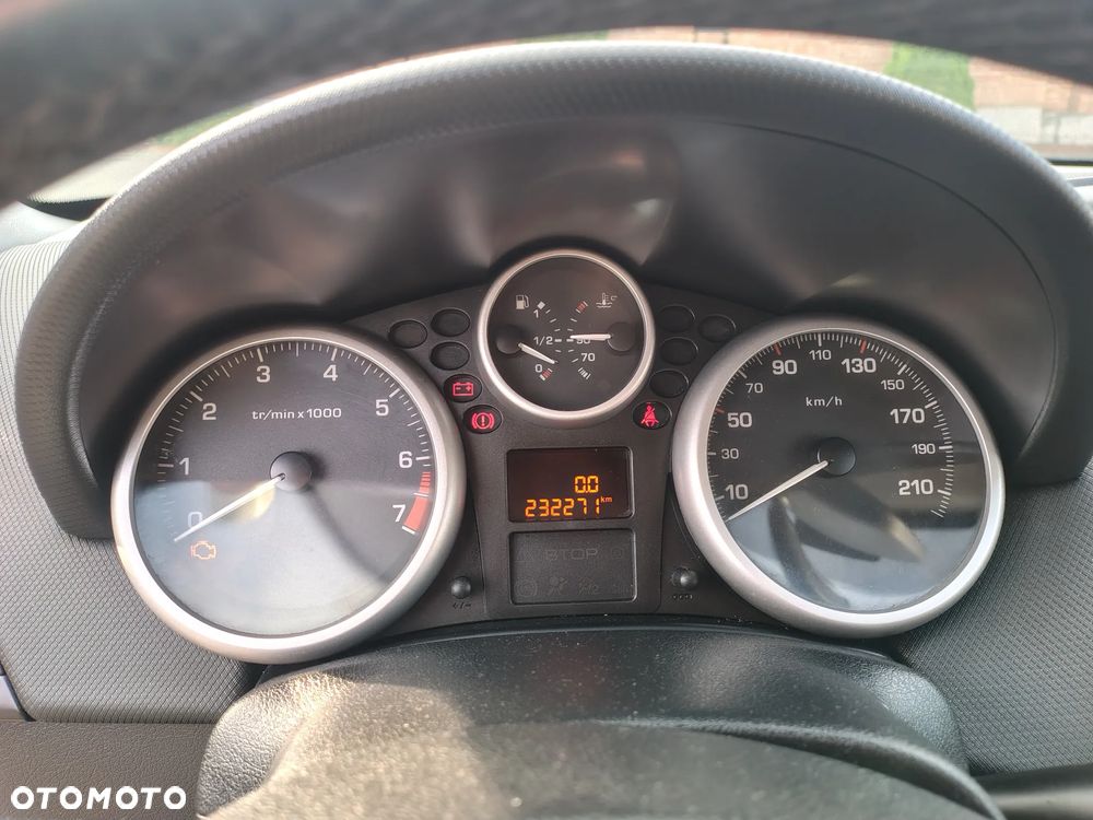 Peugeot 207 1.4 Presence - 10