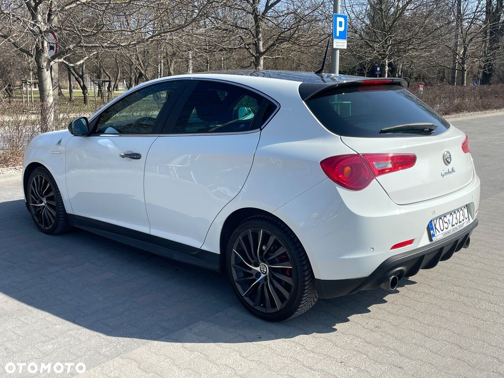 Alfa Romeo Giulietta 1750 TBi QV TCT - 5