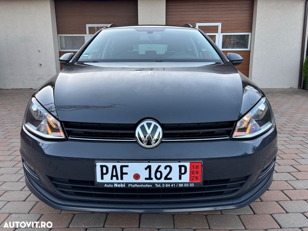 Volkswagen Golf 1.6 TDI BlueMotion Comfortline - 11