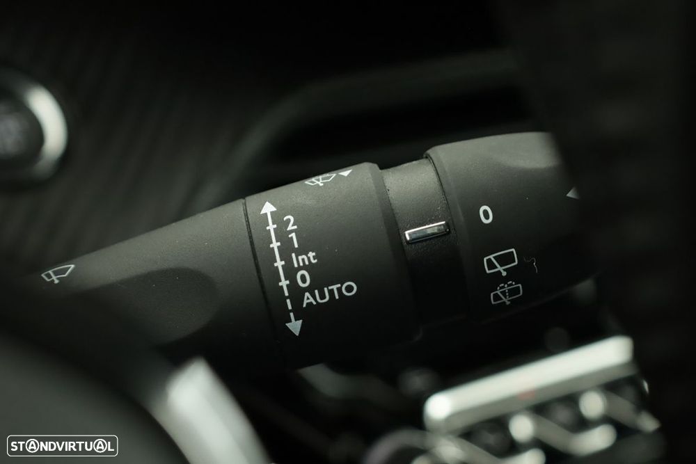 Peugeot 208 1.2 PureTech Allure - 20