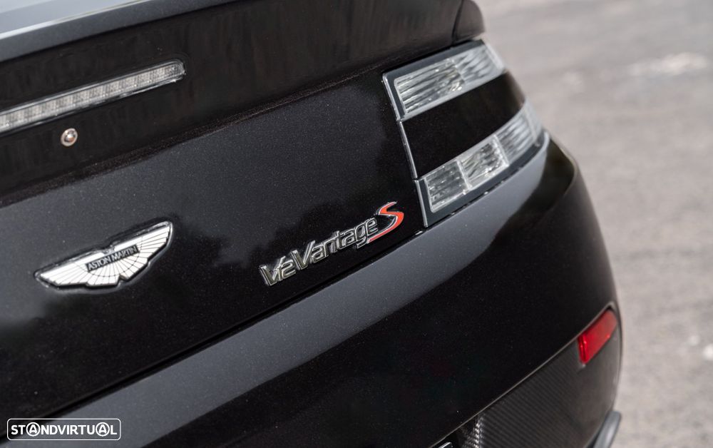 Aston Martin Vantage Coupe V12 S Sportshift 3 - 19