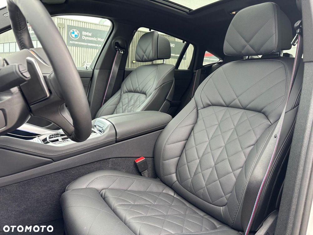 BMW X6 - 12