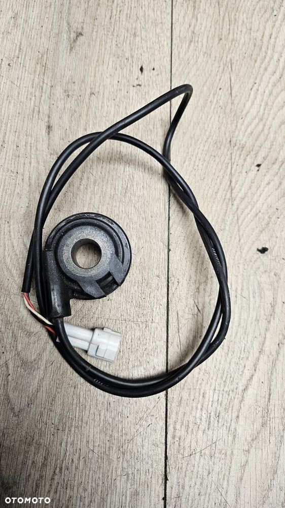 Elektroniczny ślimak czujnik licznika Yamaha Oś 17mm / Kostka 3 piny - 7