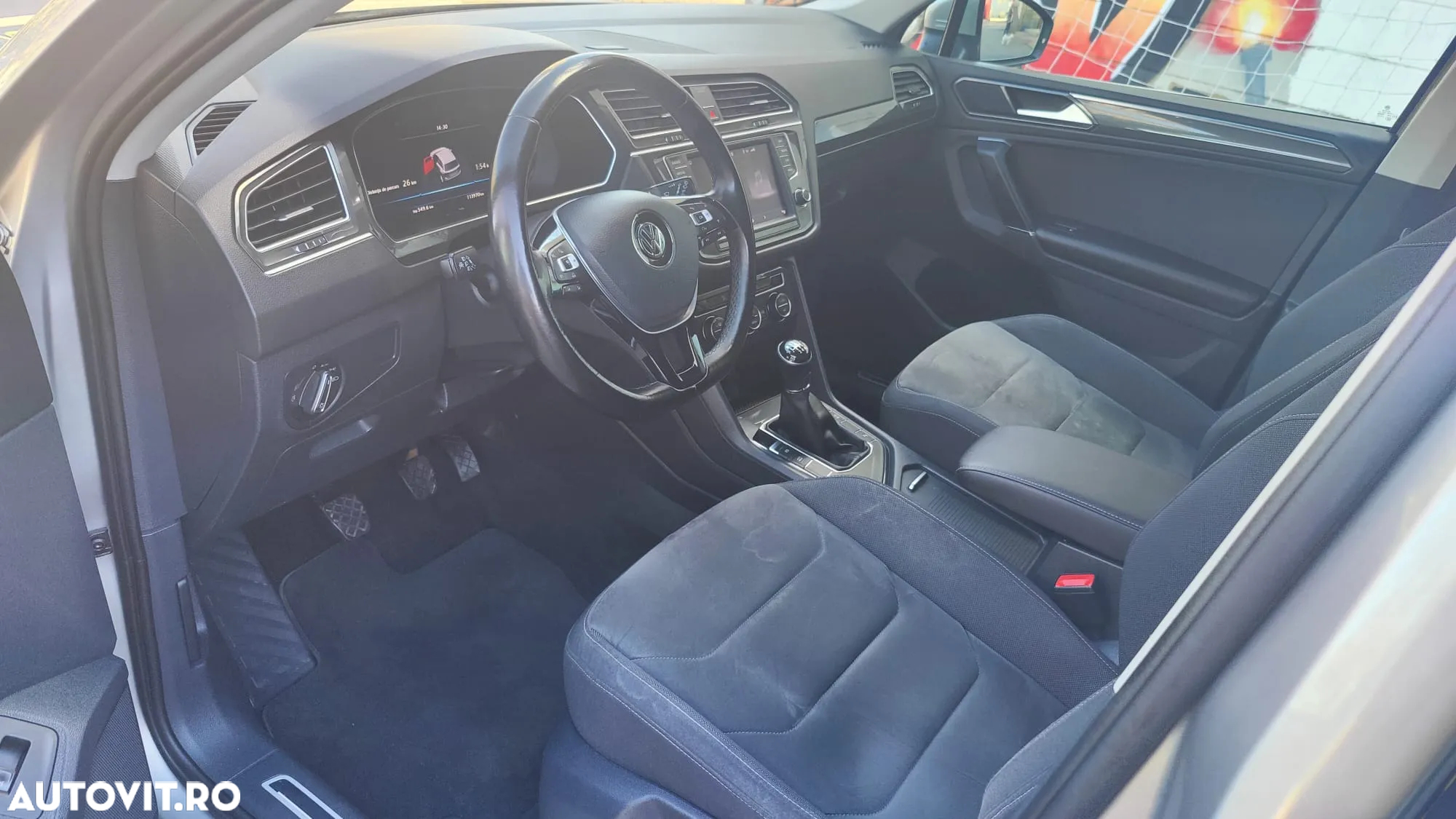 Volkswagen Tiguan 2.0 TDI DPF Comfortline - 8