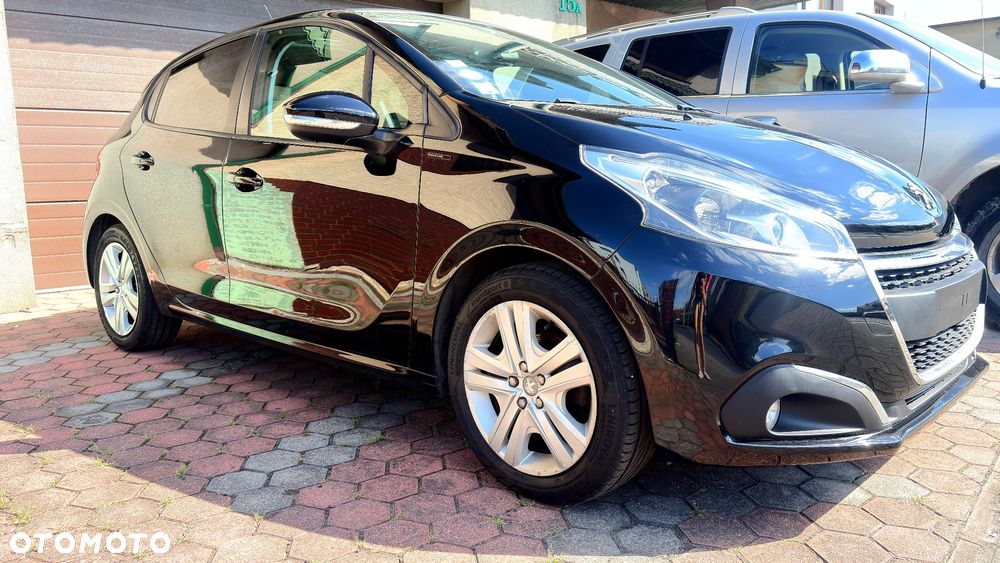 Peugeot 208 1.2 PureTech GPF Signature S&S - 1