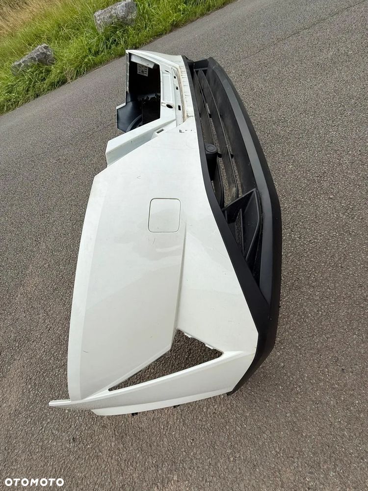 NISSAN QASHQAI ZDERZAK PRZÓD Z PARKTRONIKAMI IGŁA W KOLOR QAB - 7