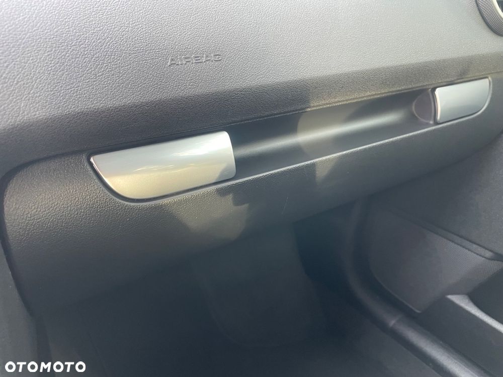 Audi A3 Sportback - 15