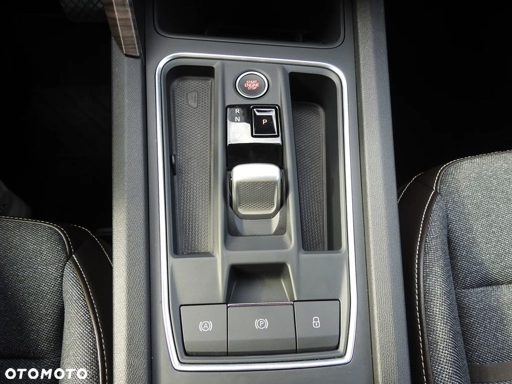 Seat Leon 1.5 eTSI Xcellence DSG - 13