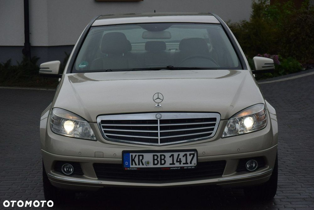 Mercedes-Benz Klasa C - 2