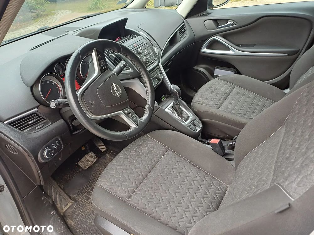 Opel Zafira 1.4 T Cosmo - 10