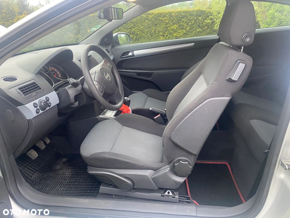 Opel Astra - 4