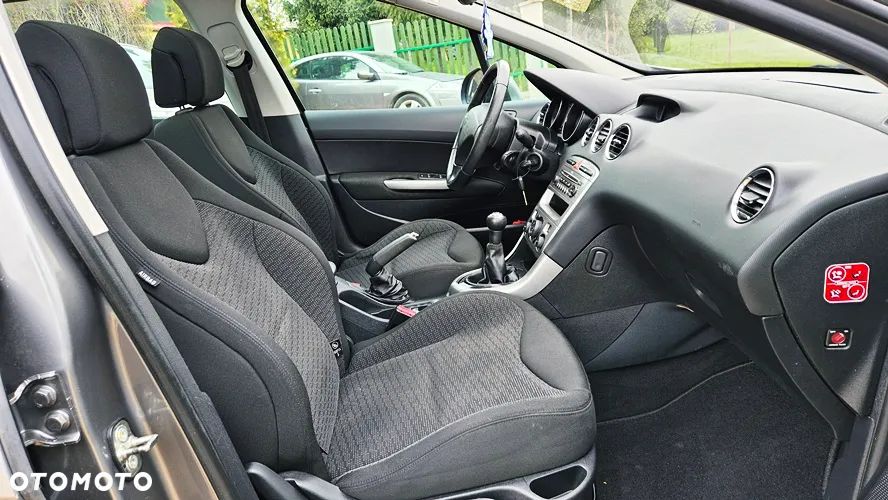 Peugeot 308 1.6 Premium Plus - 39