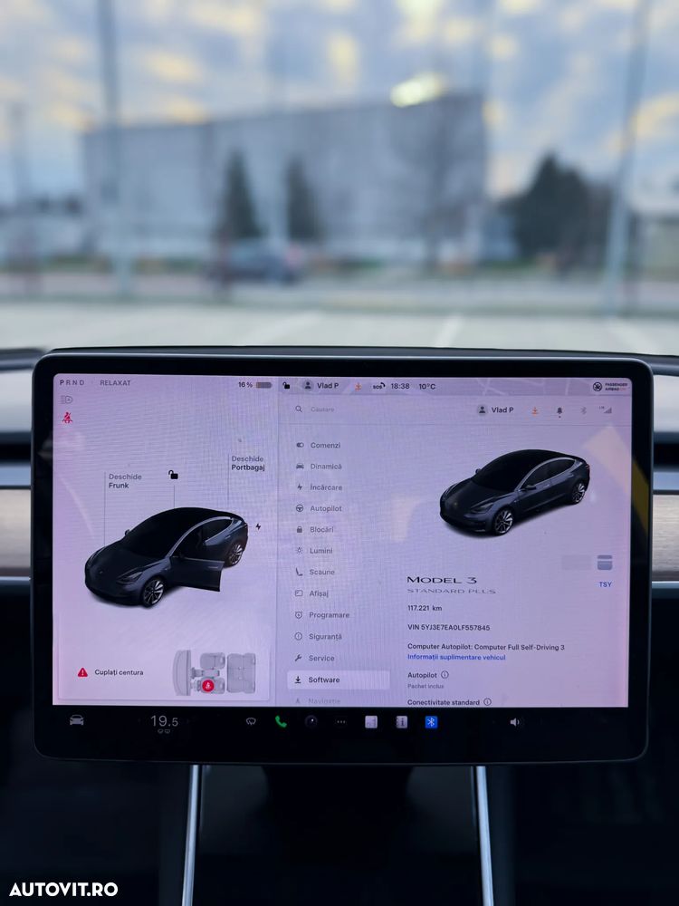 Tesla Model 3 Standard Reichweite Plus Hinterradantrieb - 9