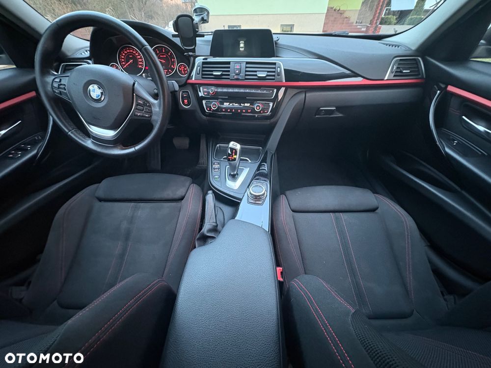 BMW Seria 3 320d xDrive Sport Line Shadow - 12