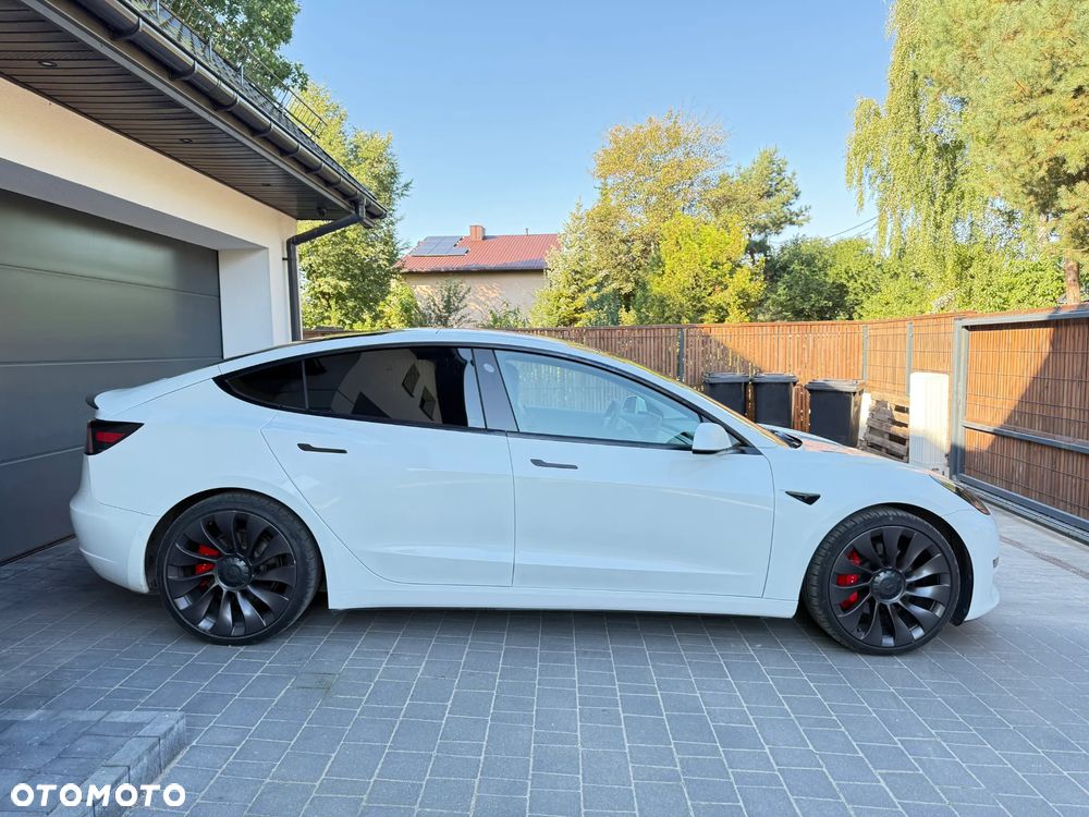 Tesla Model 3 Performance AWD - 4