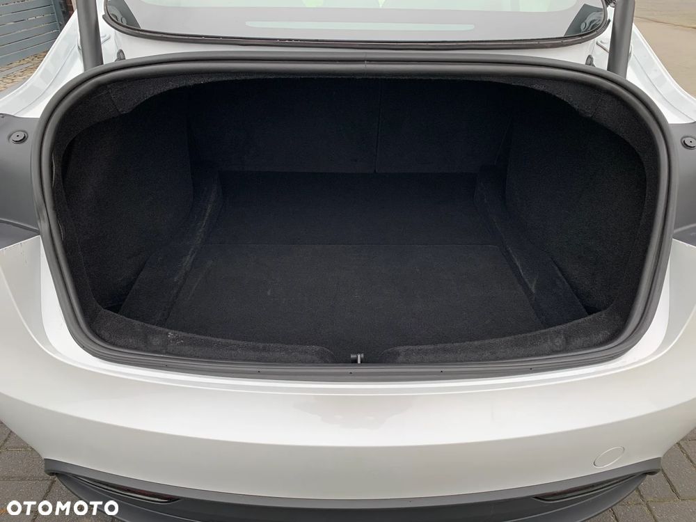 Tesla Model 3 Premium Langstreckenbatterie RWD - 14