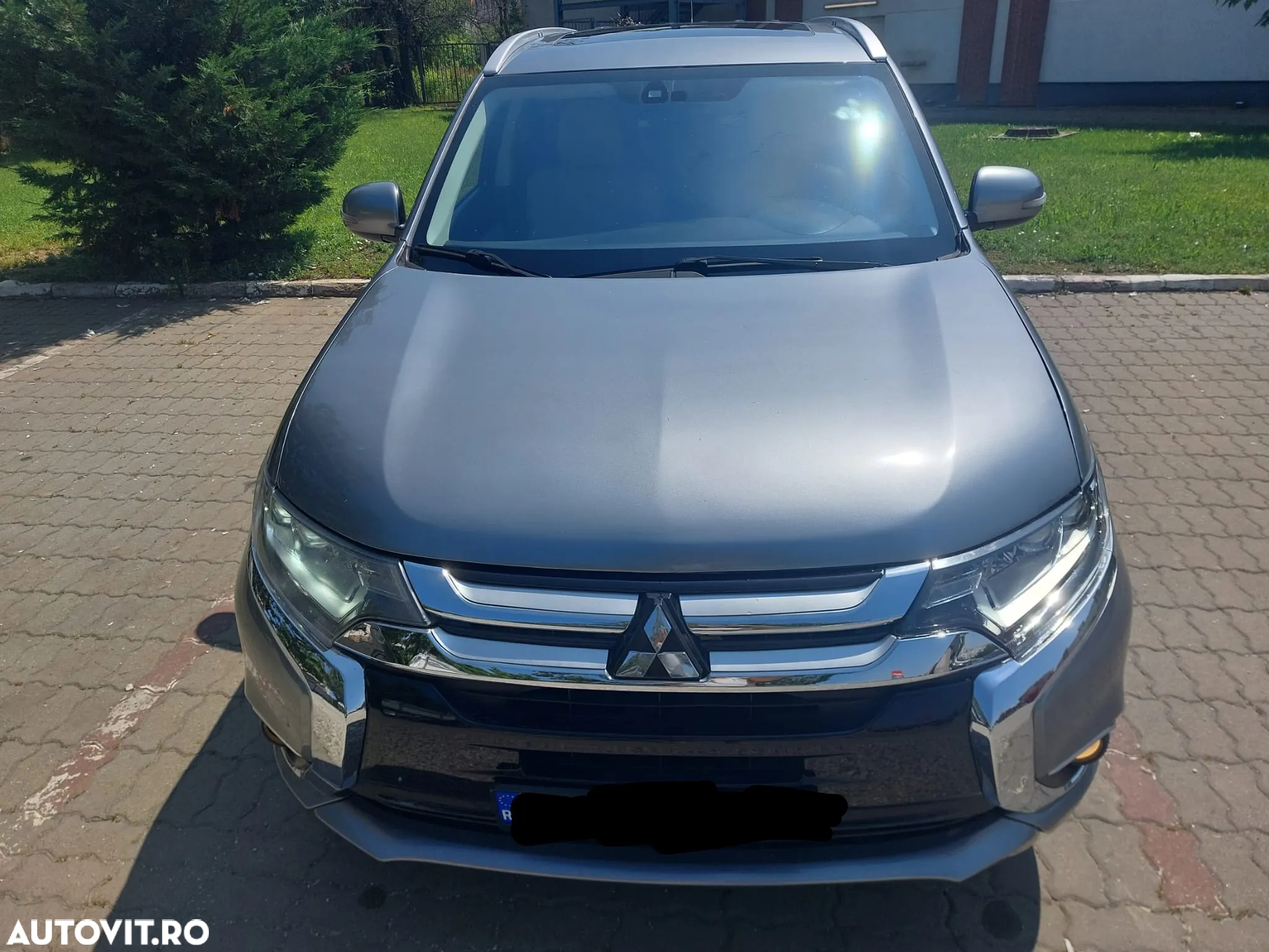 Mitsubishi Outlander 2.2 Litre DI-D AWD Intense Aut. - 3
