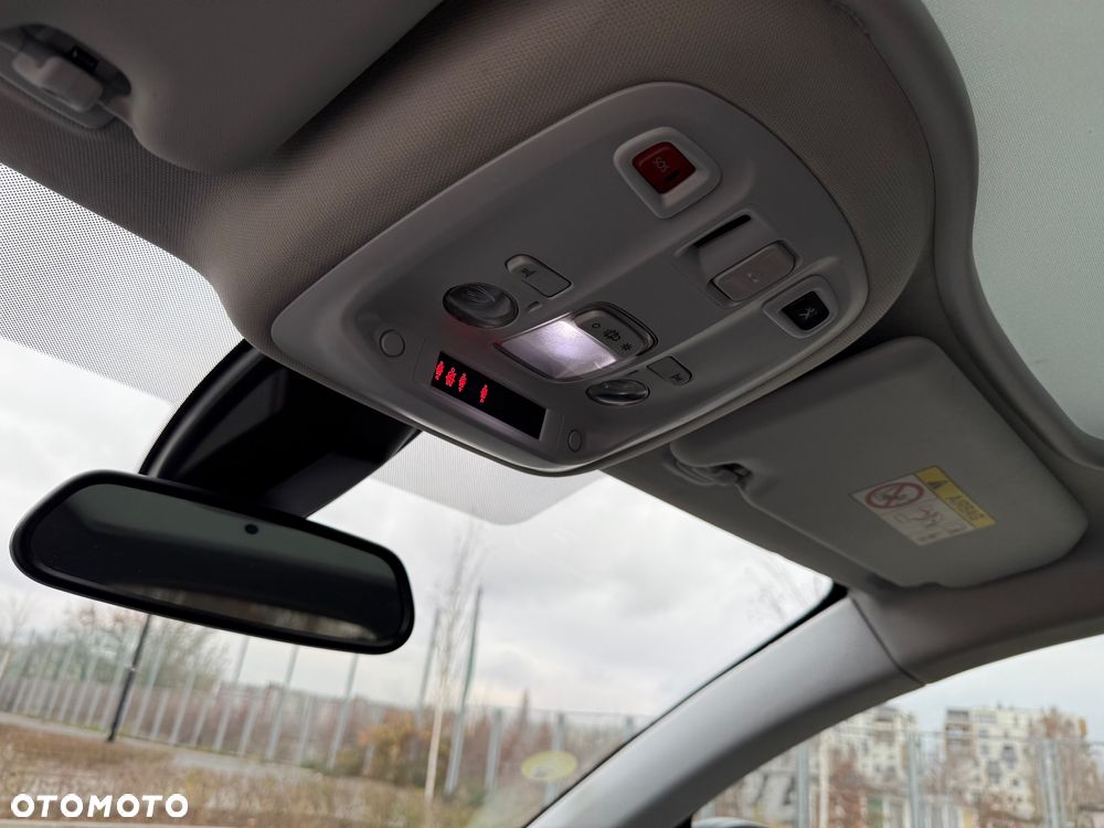 Peugeot 308 BlueHDi FAP 120 EAT6 Stop&Start Active - 23