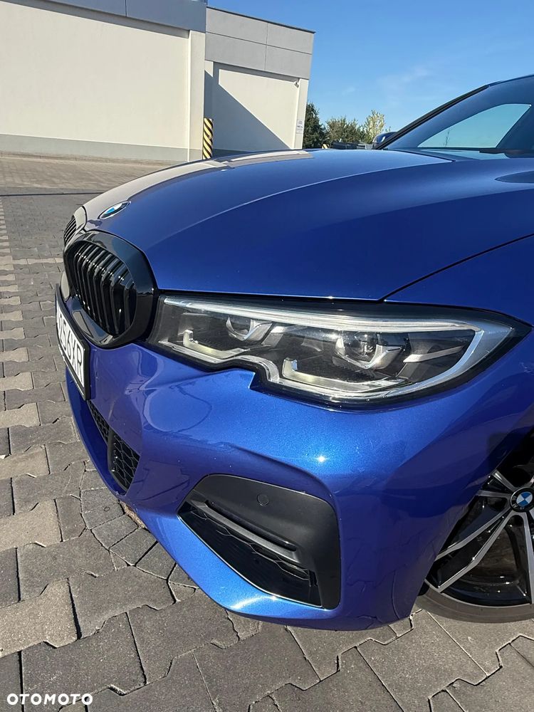 BMW Seria 3 2021 photo 2