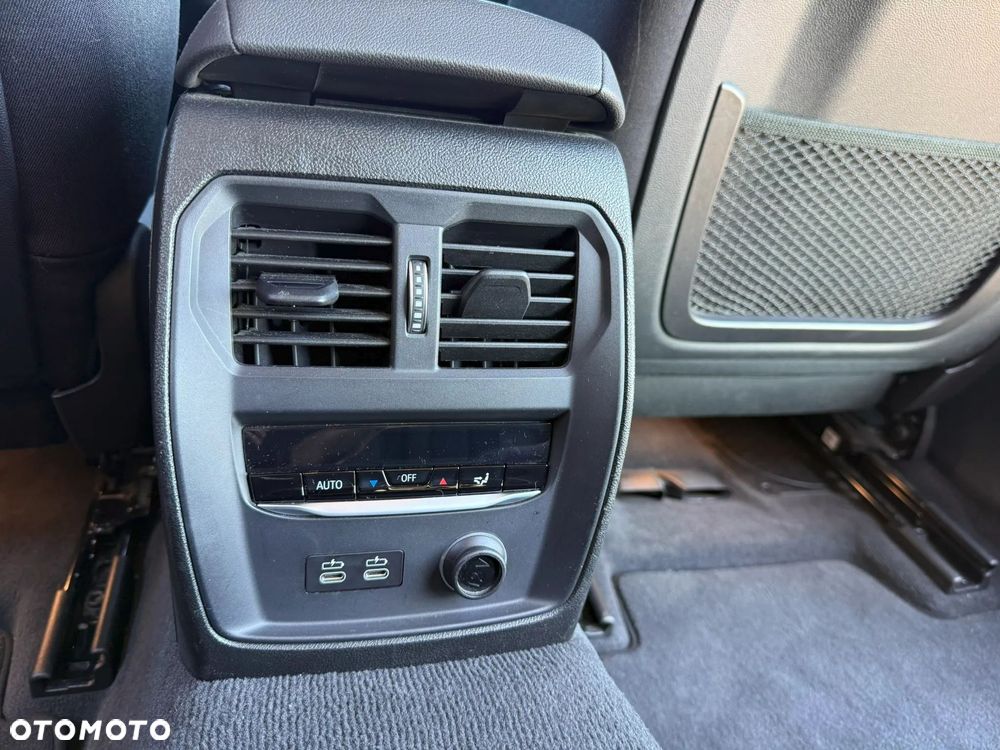 BMW Seria 3 318i Advantage - 8