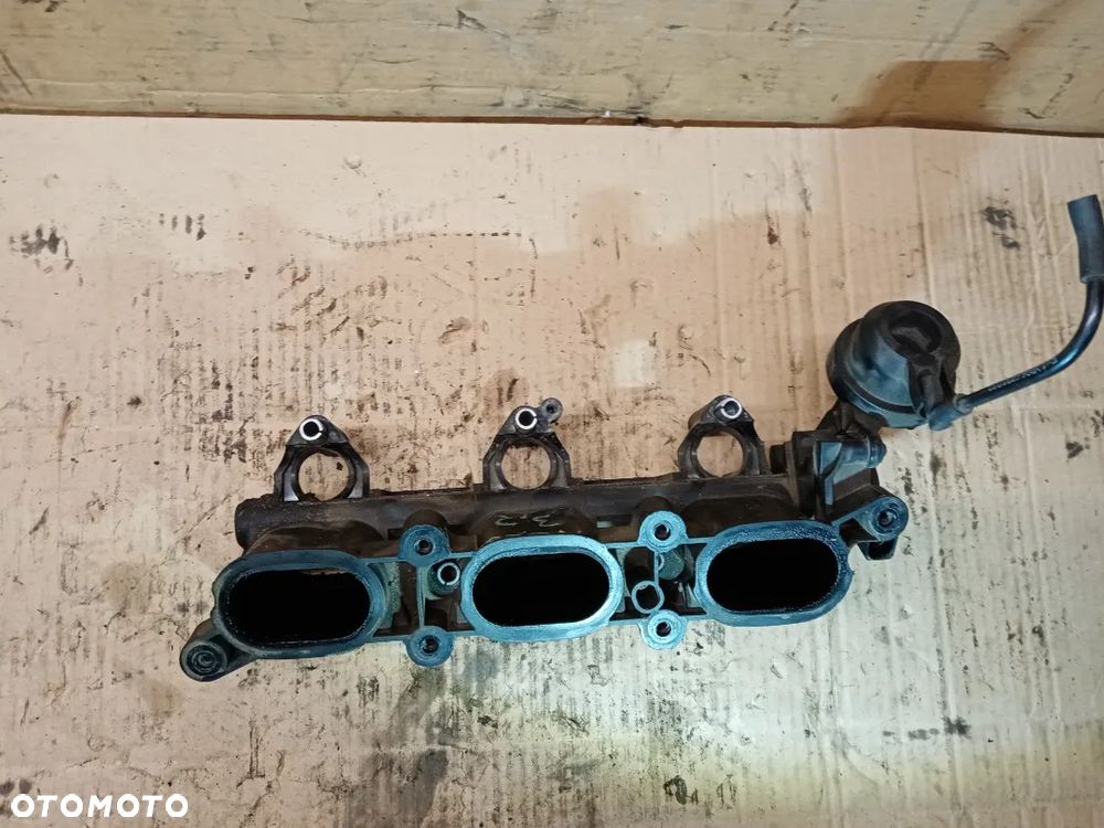 Kolektor ssący Audi A6 C6 3.2 FSI 06E133109C - 4