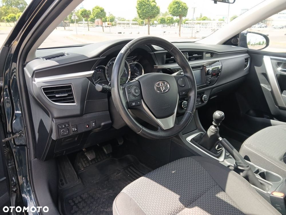 Toyota Corolla 1.6 Premium EU6 - 17