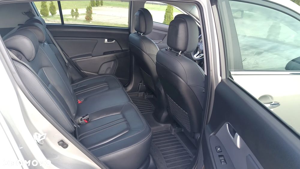 Kia Sportage - 11