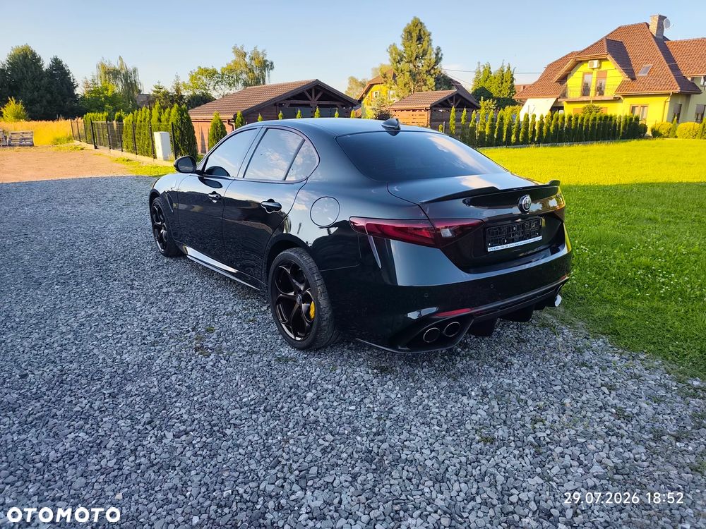 Alfa Romeo Giulia 2.9 V6 Bi-Turbo AT8 Quadrifoglio - 5