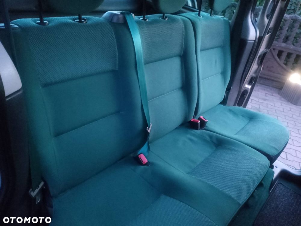 Citroën Berlingo 1.6i Pakiet Plus - 32