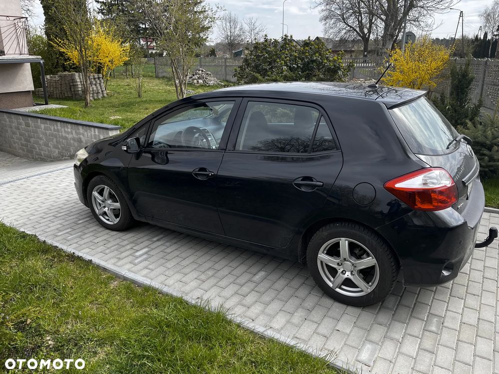 Toyota Auris 1.33 VVT-i Terra - 8