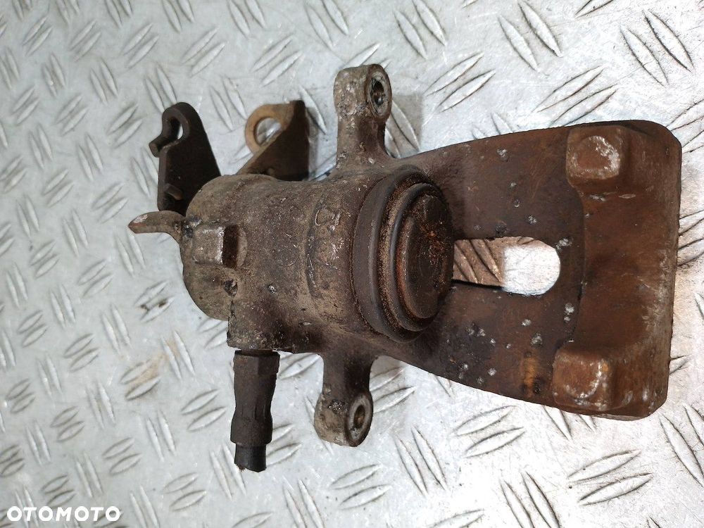 ZACISK HAMULCOWY LEWY TYŁ ALFA ROMEO GT 2.0 - 3