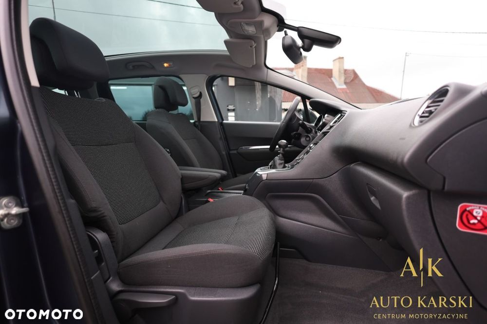 Peugeot 5008 - 29